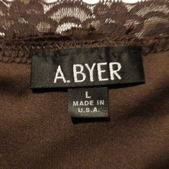 Brown Tank - Picture 3 of 5